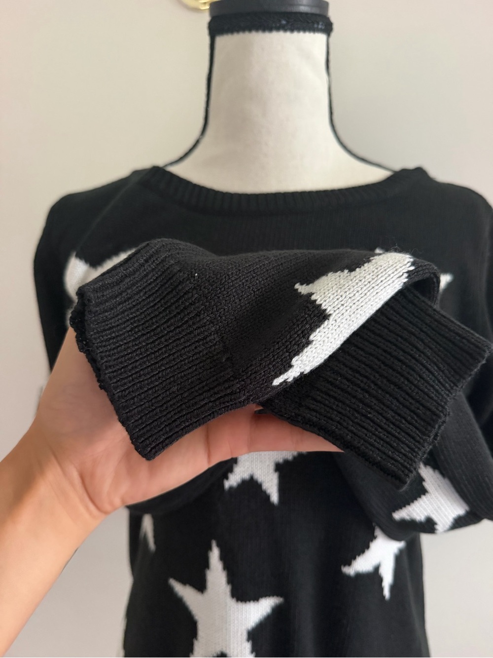 Adidas NEO Black Star-Print Sweater - Picture 12 of 13